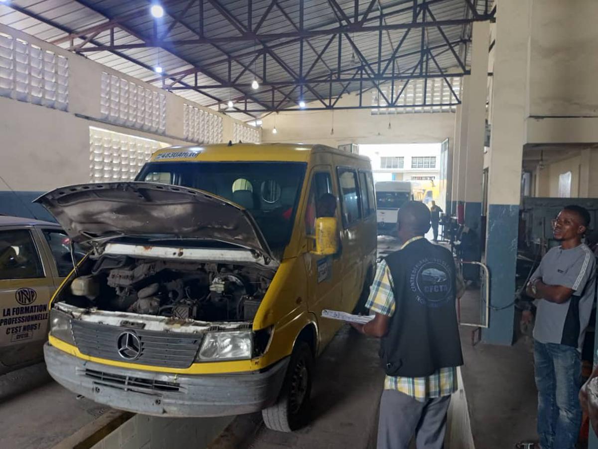Le contrôle technique de véhicules reprend le 20 janvier à Kinshasa